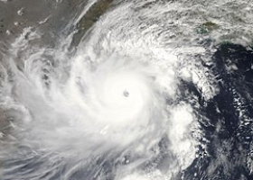 Kvůli cyklonu Fani, který zasáhl Indii, bylo přes milion lidí evakuováno