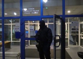 V Praze byli včera ve středu zadrženi dva teroristé. Tvrdí to rakouský ministr vnitra