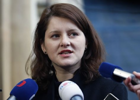 Rodičovský příspěvek by měl vzrůst na 300 tisíc, dohodla se koalice