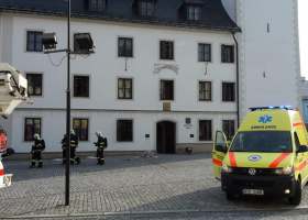 Na radnici v Rýmařově došlo k výbuchu. Policie zadržela jednu podezřelou osobu