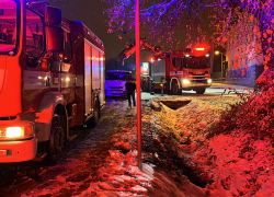 Nehoda na Karlovarské uzavřela na chvíli výpadovku na Karlovy Vary