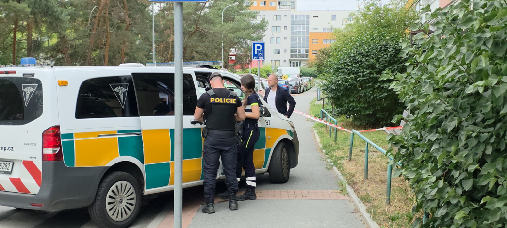 Muž v pražské Krči zemřel násilnou smrtí