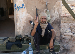 Fronta poblíž Zintán. AKTU.cz, Jiří Forman