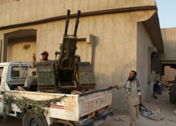 Fronta poblíž Zintán. AKTU.cz, Jiří Forman